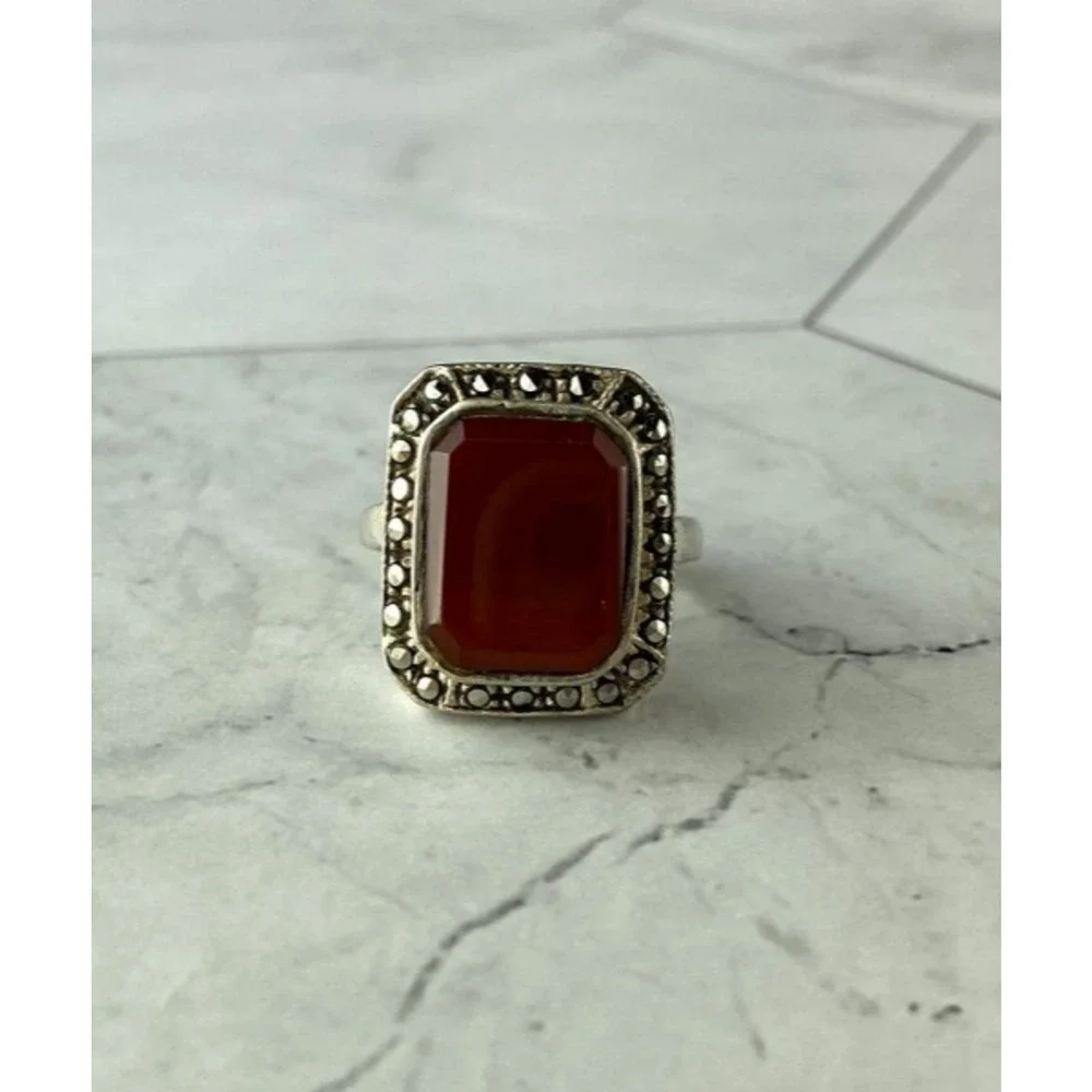 Vintage 925 Sterling Silver Agate & Marcasites Ring Size 7